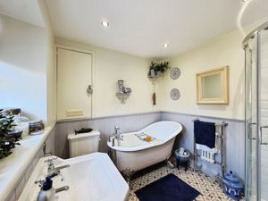 Photo 1- click for photo gallery